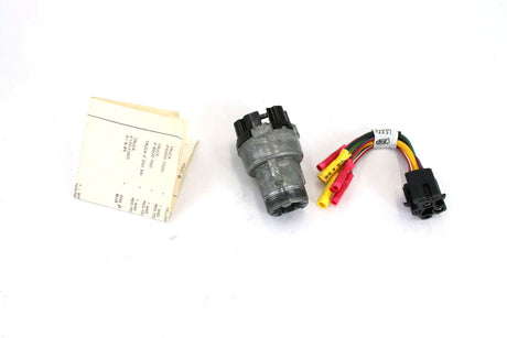 FORD ­-­ D1AZ-11572-C ­-­ KIT IGNITION SWITCH