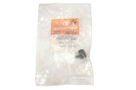 NAVISTAR ­-­ 582528C1 ­-­ NOZZLE