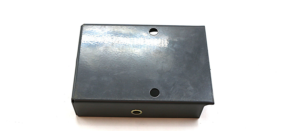 MULTIQUIP ­-­ 28877-351 ­-­ SCREW COVER ASM