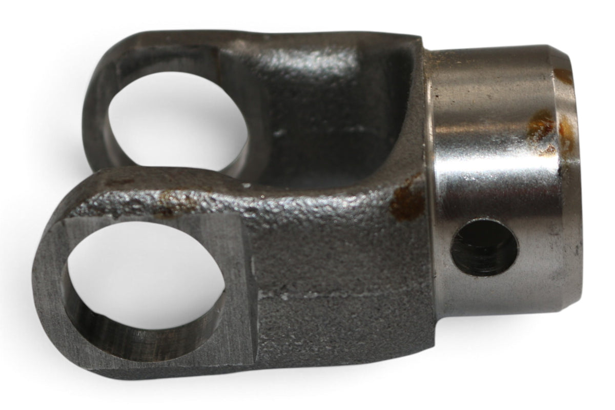DANA SPICER ­-­ 10-4-443 ­-­ 1000 END YOKE