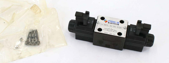 JCB ­-­ 333|E6796 ­-­ SOLENOID BLOCK COM