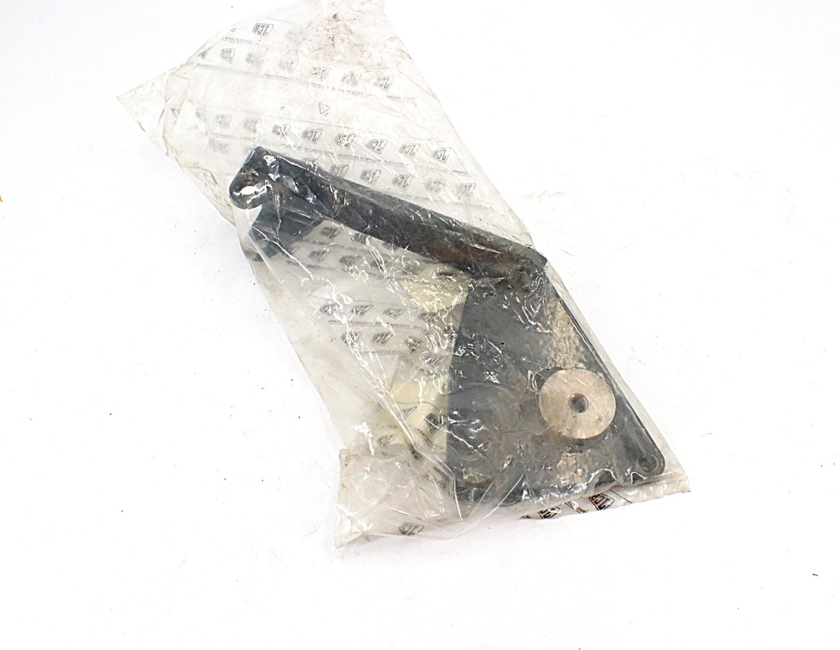 JCB ­-­ 333|G0521 ­-­ BRACKET