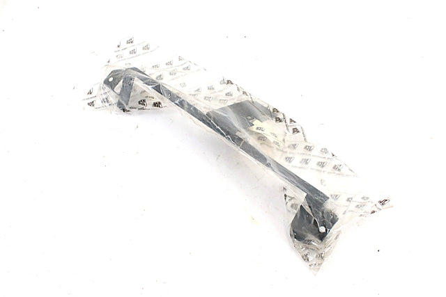 JCB ­-­ 332|D5182 ­-­ WA BATTERY CLAMP