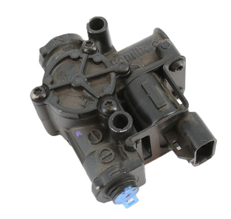 BENDIX ­-­ 5005895 ­-­ VALVE - M-30 MOD - PUSH LOCK