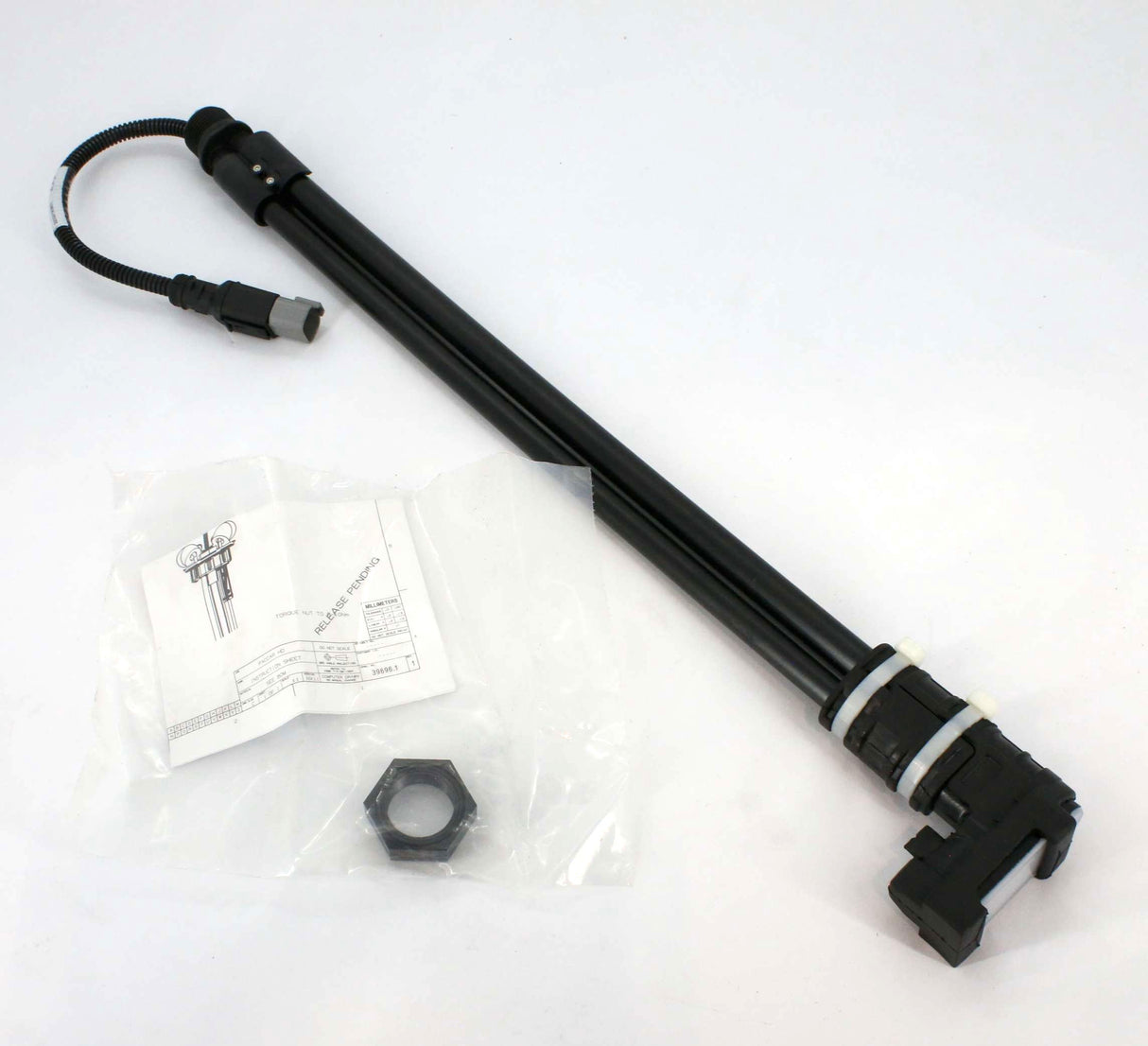 PACCAR ­-­ Q21-6173-001K1T ­-­ DIESEL EXHAUST FLUID QUALITY AND LEVEL SENSOR