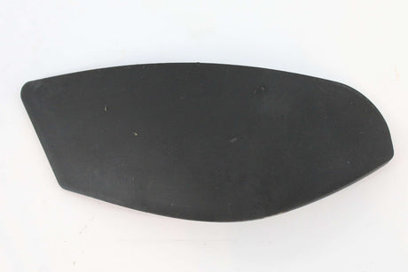 NAVISTAR ­-­ 3814448C1 ­-­ WEAR HOOD LEFT SIDE PLATE