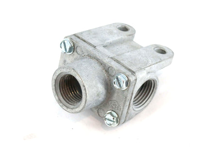 NAVISTAR ­-­ 2036081C1 ­-­ FUEL CHECK VALVE