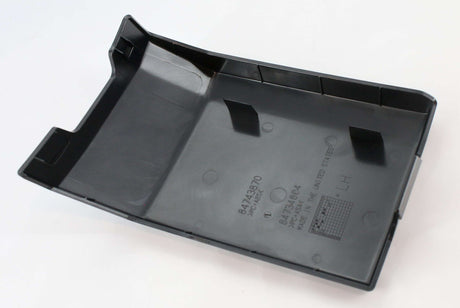 MACK ­-­ 84734604 ­-­ COVER PANEL