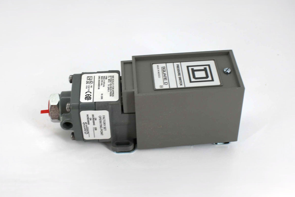 QUINCY COMPRESSOR ­-­ 2023710172 ­-­ SWITCH - PRESSURE 220PSIG