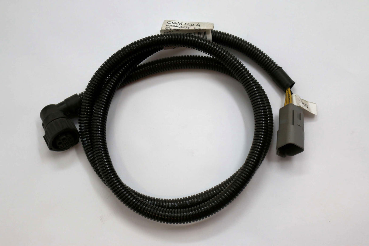 JLG ­-­ 1001278667 ­-­ HARNESS - LH REAR LIGHT
