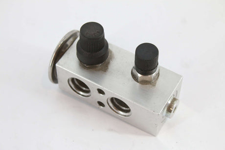 EGELHOF ­-­ 501034342 ­-­ A|C EXPANSION VALVE