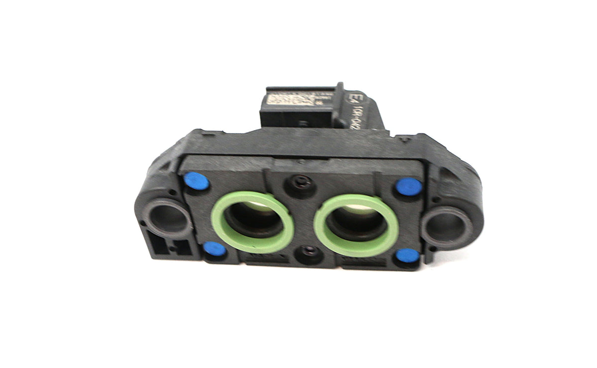 UD TRUCKS (NISSAN TRUCKS) - 5222181342 - SENSOR - PRESSURE - EGR