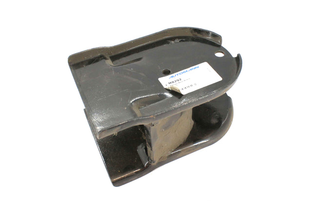 AUTOMANN ­-­ M8292 ­-­ HANGER REAR