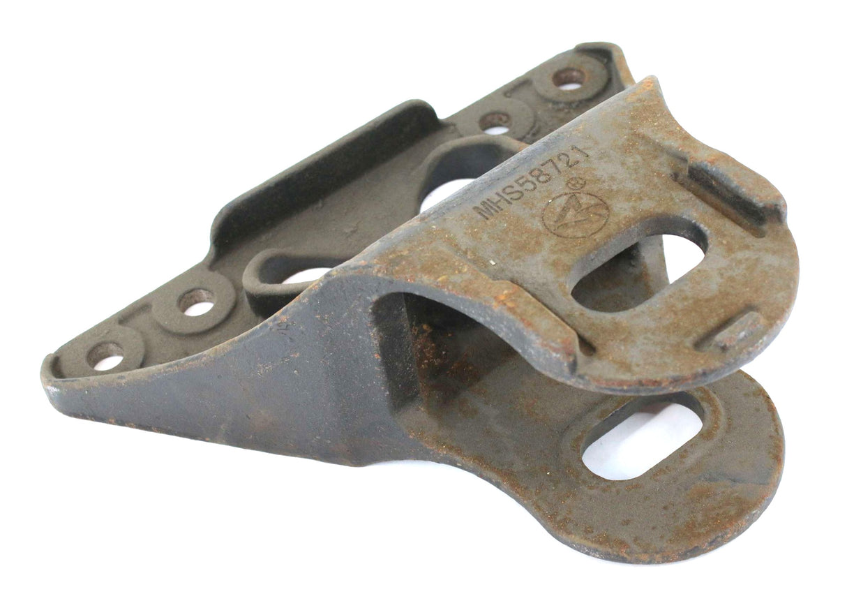 AUTOMANN ­-­ MHS58721 ­-­ LEAF SPRING HANGER