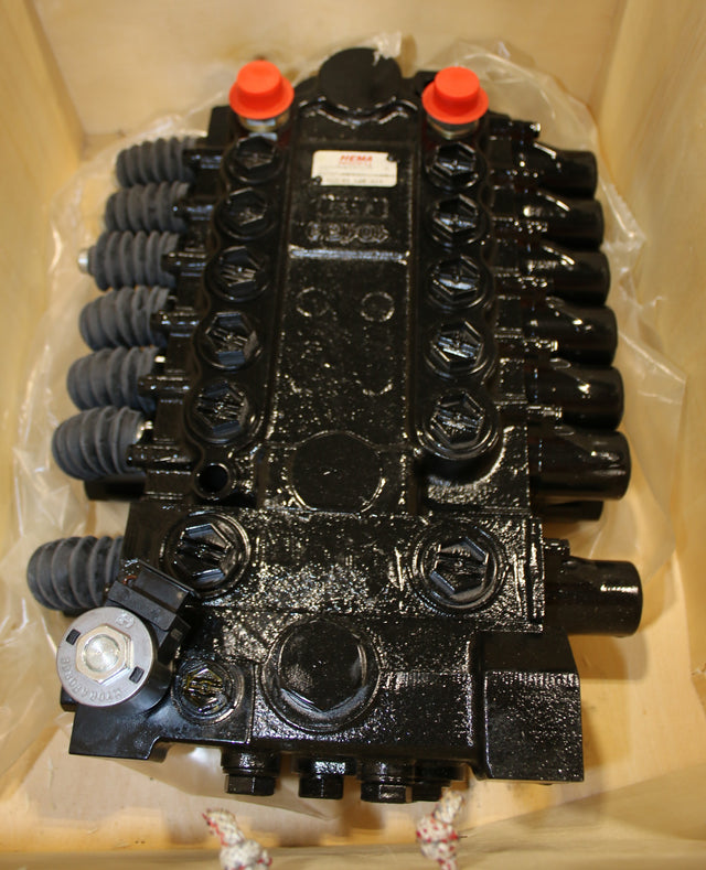 BOBCAT - 7301559 - VALVE ASSEMBLY - BACKHOE