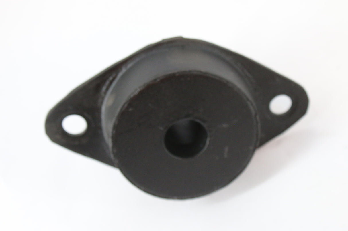 NAVISTAR ­-­ 3515345C3 ­-­ CAB INSULATER