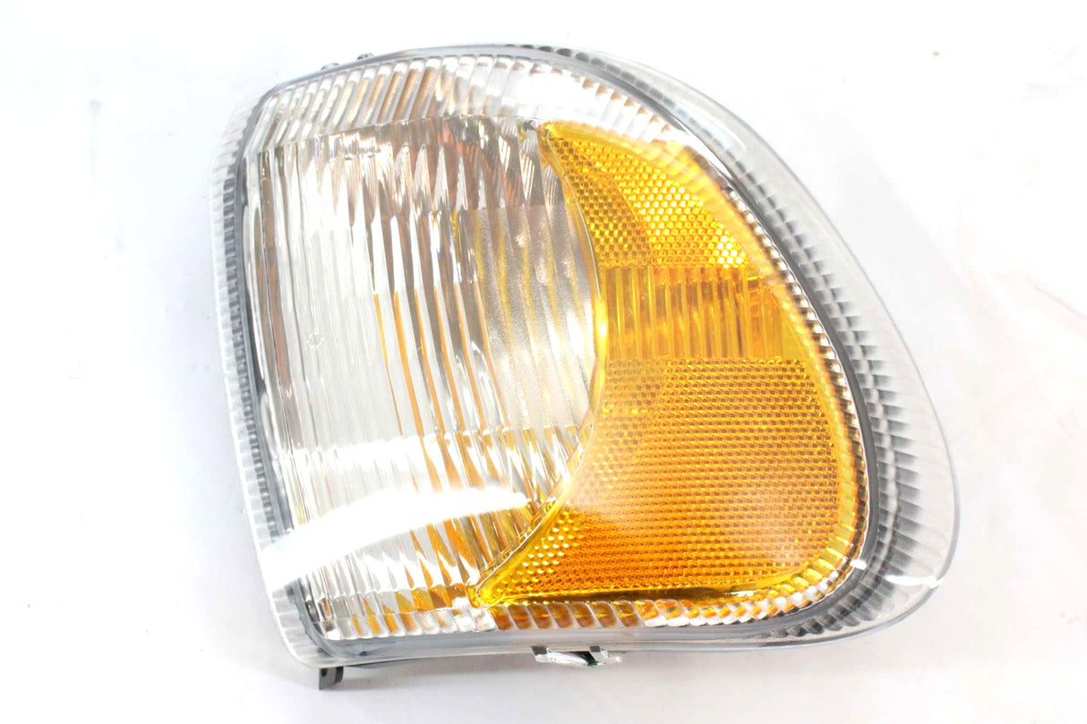 DORMAN PRODUCTS ­-­ 888-5120 ­-­ MARKER LIGHT