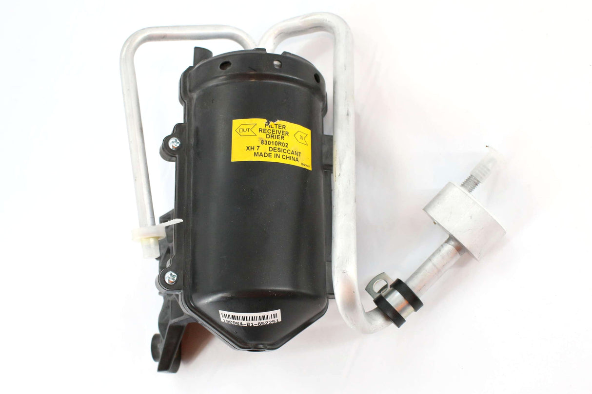 NAVISTAR ­-­ 3666273C1 ­-­ RECIEVER DRIER FILTER ASSEMBLY
