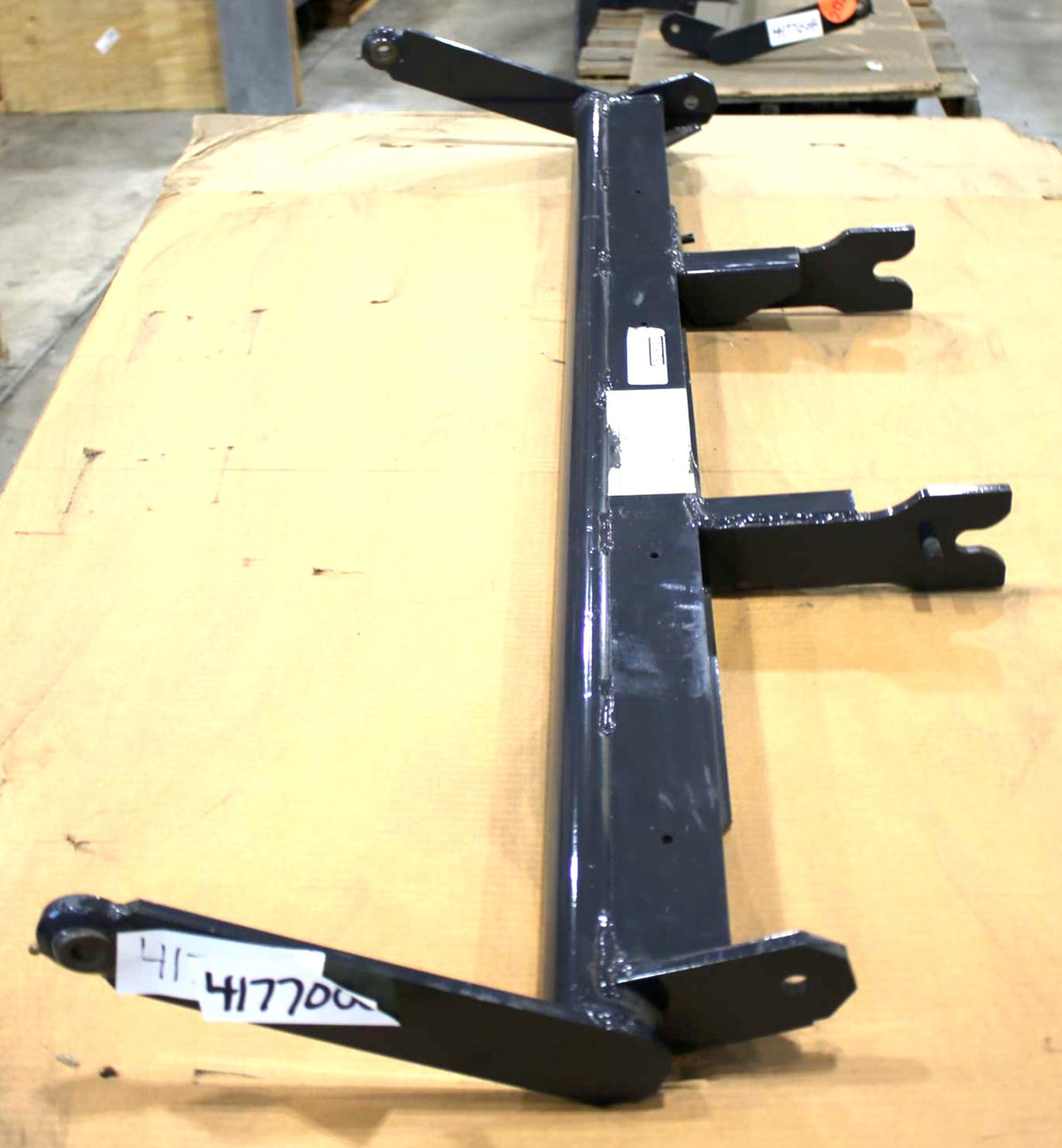 STEINER - 4177008 - HITCH FRAME 48 IN SCOOP
